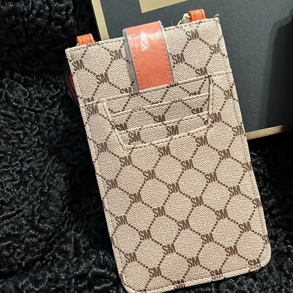 Steve Madden Crossbody Phone Bag Pouch - Picture 4 of 7